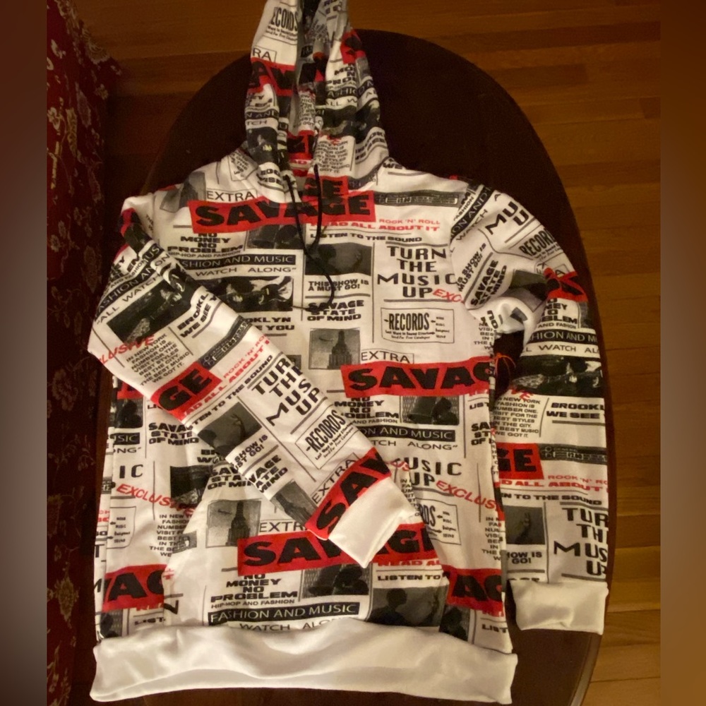 Seven Souls Savage Hoodie/Pullover (new with tag) size M